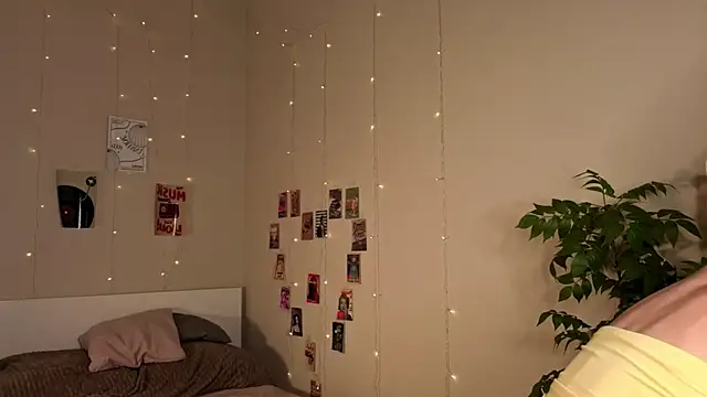 GeorginaHarn online show from 17, 10, 2025