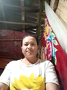 Snapshot of Love-Mama33 chatting on 9, 9, 2025 Love-Mama33 online show from 9, 9, 2025