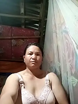 Snapshot of Love-Mama33 chatting on 11, 9, 2025 Love-Mama33 online show from 11, 9, 2025