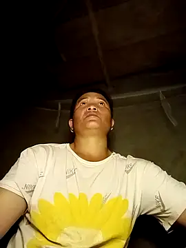 Snapshot of Love-Mama33 chatting on 12, 9, 2025 Love-Mama33 online show from 12, 9, 2025