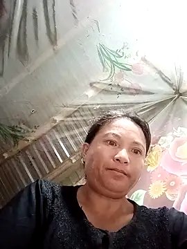 Snapshot of Love-Mama33 chatting on 26, 9, 2025 Love-Mama33 online show from 26, 9, 2025