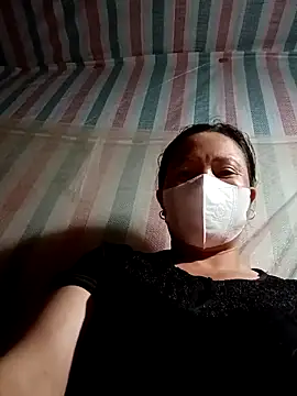 Snapshot of Love-Mama33 chatting on 3, 10, 2025 Love-Mama33 online show from 3, 10, 2025