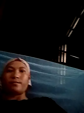 Snapshot of Love-Mama33 chatting on 7, 10, 2025 Love-Mama33 online show from 7, 10, 2025