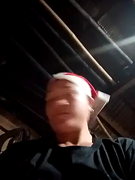 Snapshot of Love-Mama33 chatting on 14, 10, 2025 Love-Mama33 online show from 14, 10, 2025