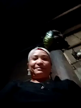 Snapshot of Love-Mama33 chatting on 1, 11, 2025 Love-Mama33 online show from 1, 11, 2025