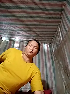 Snapshot of Love-Mama33 chatting on 4, 11, 2025 Love-Mama33 online show from 4, 11, 2025