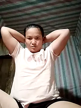 Snapshot of Love-Mama33 chatting on 5, 11, 2025 Love-Mama33 online show from 5, 11, 2025