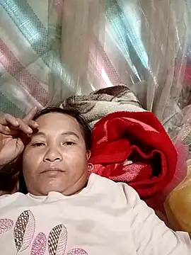 Snapshot of Love-Mama33 chatting on 6, 11, 2025 Love-Mama33 online show from 6, 11, 2025