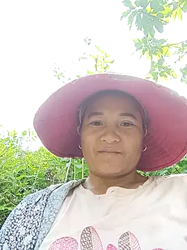 Snapshot of Love-Mama33 chatting on 7, 11, 2025 Love-Mama33 online show from 7, 11, 2025