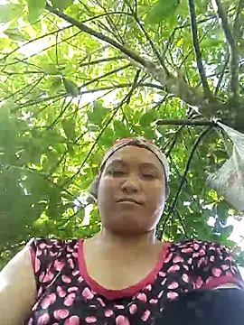 Snapshot of Love-Mama33 chatting on 15, 11, 2025 Love-Mama33 online show from 15, 11, 2025