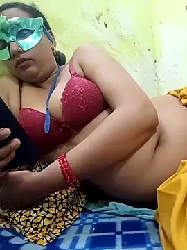 Snapshot of baurisilpi chatting on 11, 11, 2025 baurisilpi online show from 11, 11, 2025