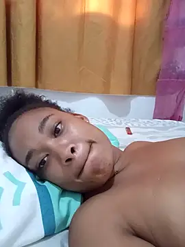 Snapshot of dahian_charlote02 chatting on 20, 10, 2025 dahian charlote02 online show from 20, 10, 2025