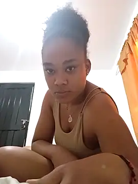 Snapshot of dahian_charlote02 chatting on 22, 10, 2025 dahian charlote02 online show from 22, 10, 2025