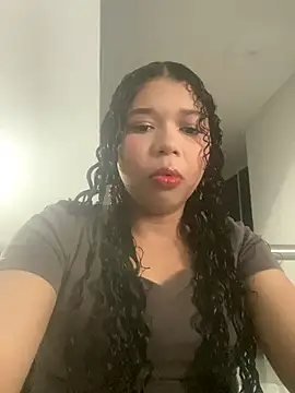 STEFANY MOLL online show from 20, 10, 2025