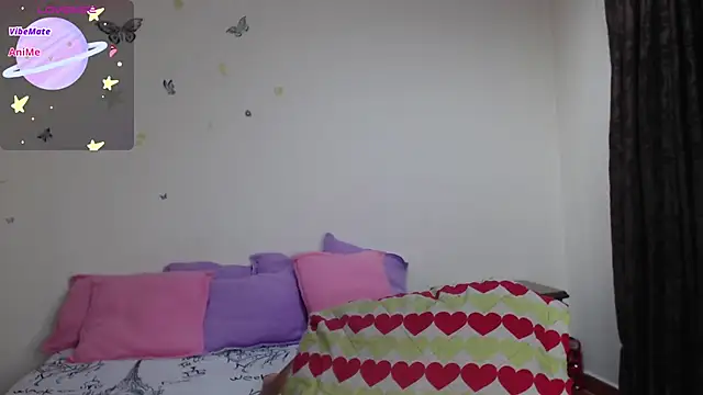 Snapshot of evangeline_lover chatting on 12, 10, 2025 evangeline lover online show from 12, 10, 2025