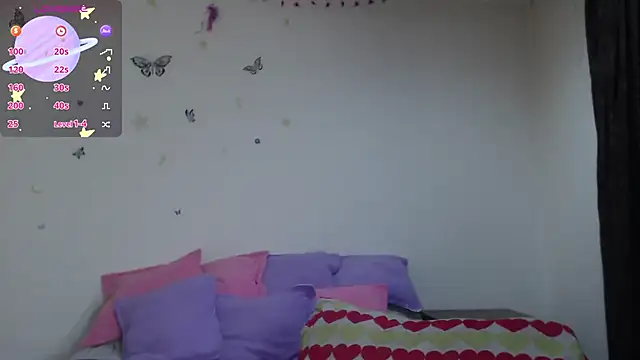 Snapshot of evangeline_lover chatting on 16, 10, 2025 evangeline lover online show from 16, 10, 2025