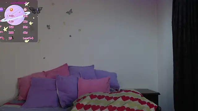 Snapshot of evangeline_lover chatting on 22, 10, 2025 evangeline lover online show from 22, 10, 2025