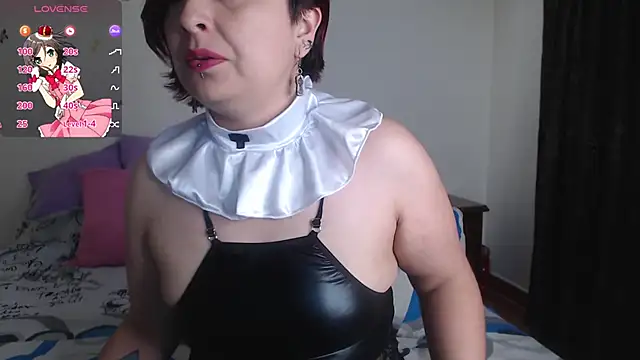 Snapshot of evangeline_lover chatting on 24, 10, 2025 evangeline lover online show from 24, 10, 2025