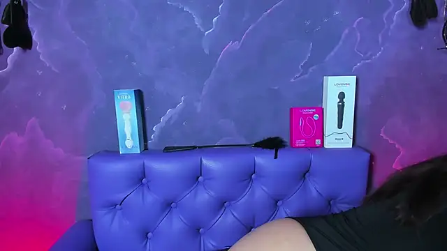 Lili milk20 online show from 27, 10, 2025