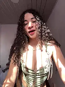 Snapshot of heartty_Milah chatting on 26, 10, 2025 heartty Milah online show from 26, 10, 2025