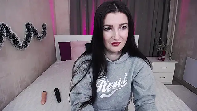 EvelinCuper online show from 19, 1, 2026