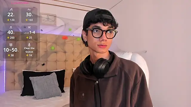 Phillicious   online show from 15, 10, 2025