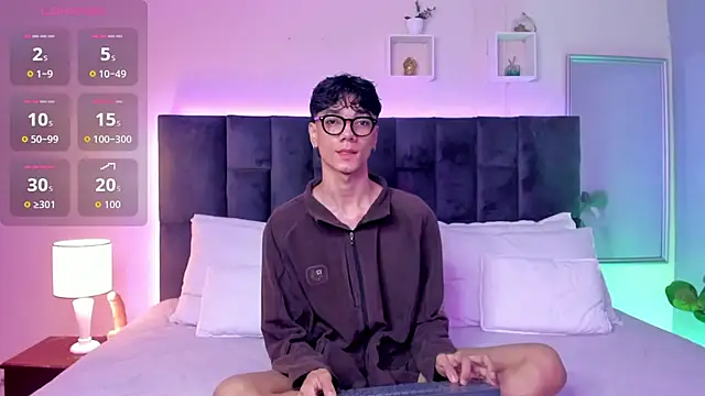 Phillicious   online show from 6, 1, 2026