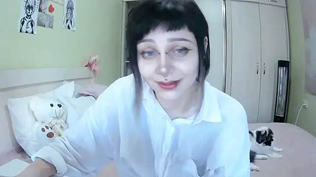 SineKiraReal online show from 24, 9, 2025