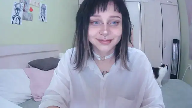 SineKiraReal online show from 26, 9, 2025