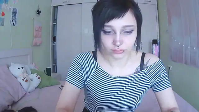 SineKiraReal online show from 16, 10, 2025