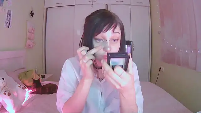 SineKiraReal online show from 23, 10, 2025