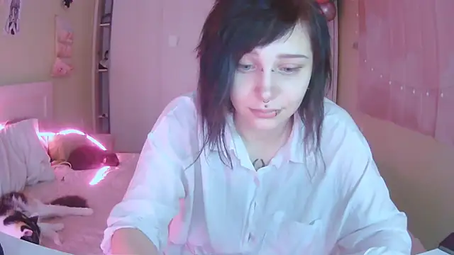 SineKiraReal online show from 24, 10, 2025