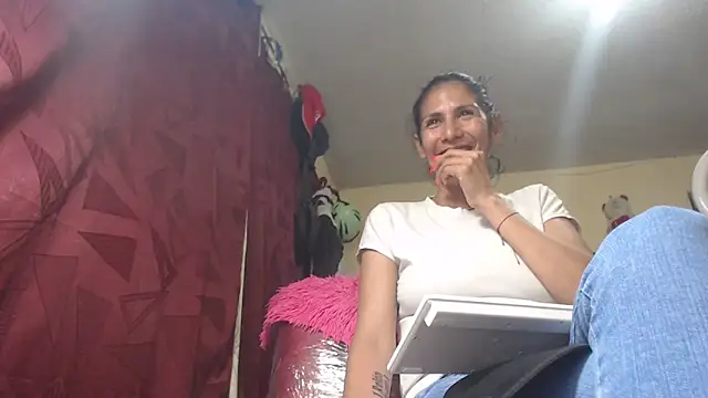 gattycahot online show from 1, 10, 2025