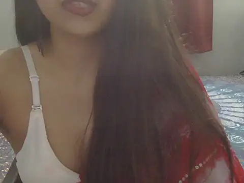 cute-Saara online show from 25, 9, 2025