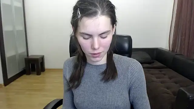 AmelieReve online show from 28, 10, 2025