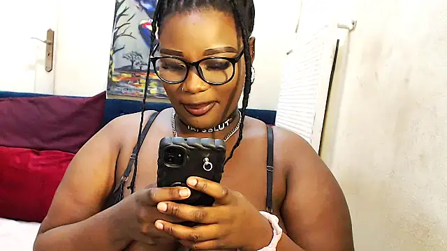Snapshot of CurvyCocoxxx chatting on 15, 3, 2026 CurvyCocoxxx online show from 15, 3, 2026