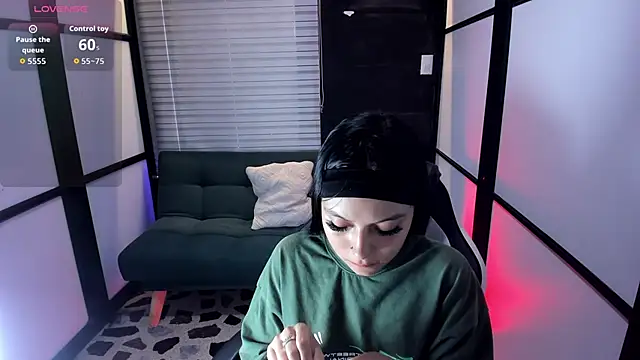IvonnePrince  online show from 25, 9, 2025