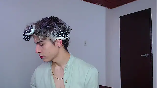 john vichenso online show from 1, 12, 2025