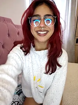 sarah lark  online show from 8, 10, 2025