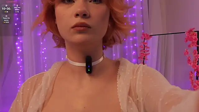 Molly Wett Pussy online show from 21, 9, 2025