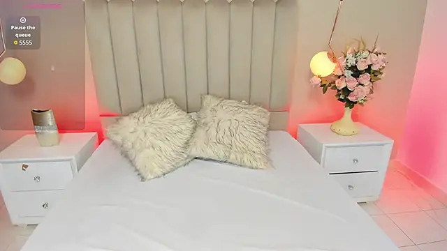 Snapshot of Dani_rosse_ chatting on 8, 11, 2025 Dani rosse online show from 8, 11, 2025