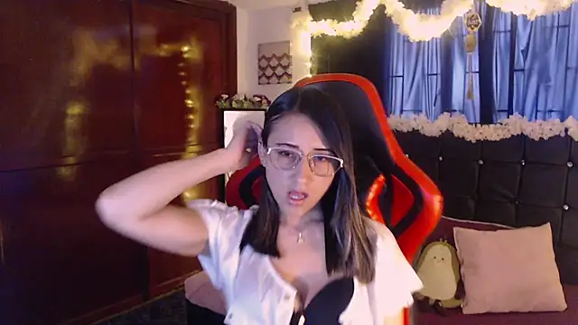 Sofia-mel online show from 25, 10, 2025