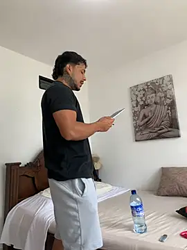 DeimonOficial online show from 11, 11, 2025