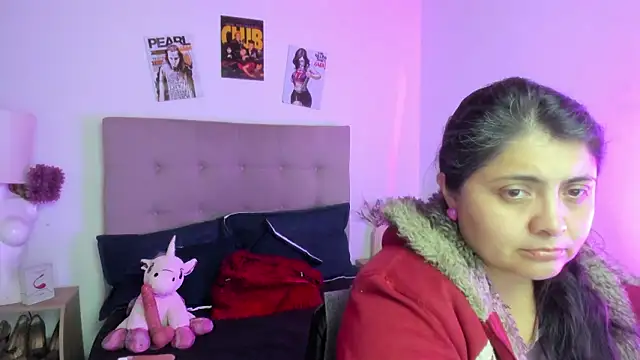 TifanyAmazinng online show from 6, 2, 2026