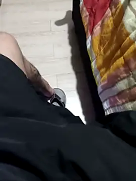 comobucetinhas online show from 14, 12, 2025