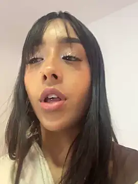 Aleja ruizz online show from 21, 9, 2025