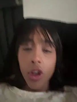 Aleja ruizz online show from 5, 11, 2025