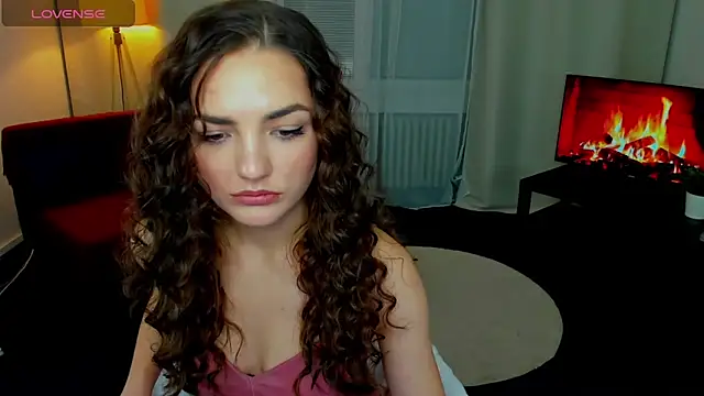 MyEllaLuvs online show from 17, 10, 2025