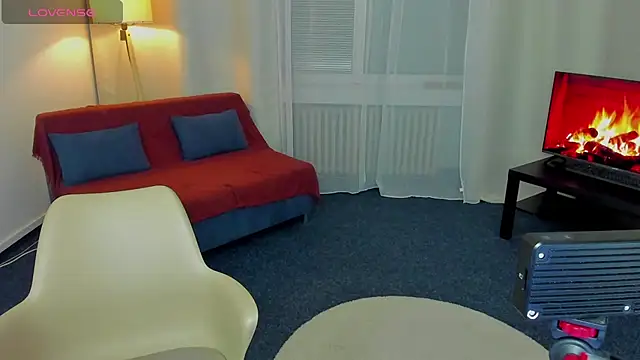 MyEllaLuvs online show from 9, 11, 2025