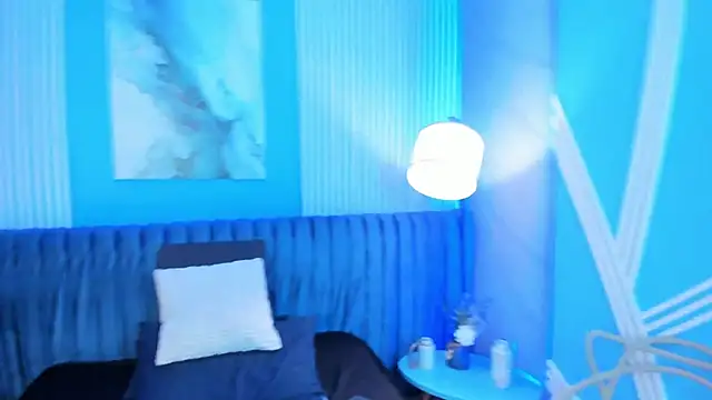 lizzievan online show from 8, 10, 2025